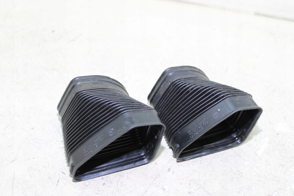 фото №4, Bmw 1 e87 1.6 труба воздухозаборник воздуха 7127158