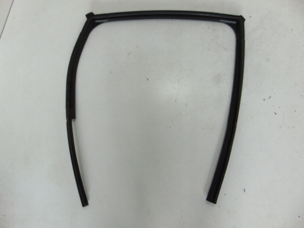 фото №1, Прокладка дверь правый задняя citroen c4 aircross