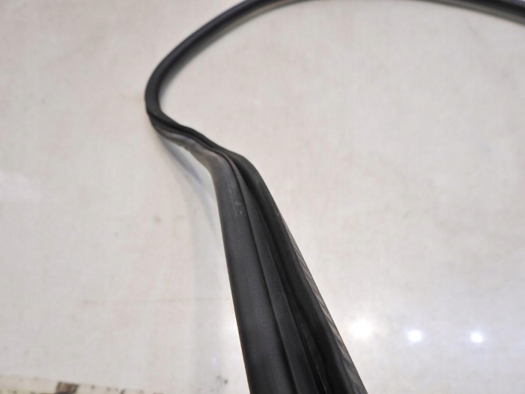 фото №3, Прокладка дверь правый задняя audi a6 c6