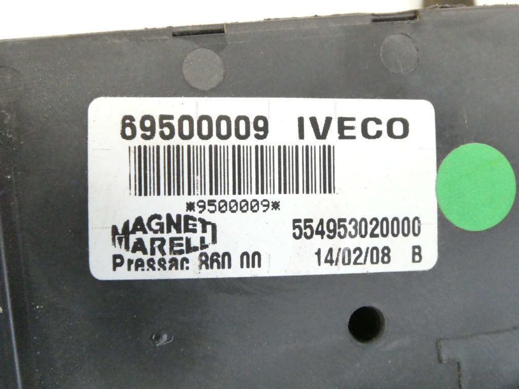 фото №3, Коробка предохранителей iveco daily 08r.