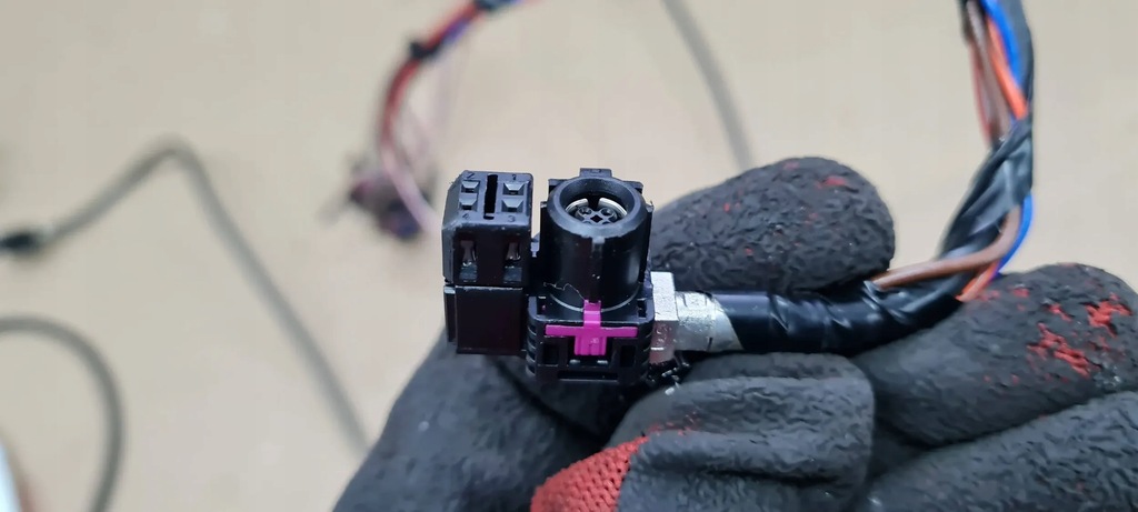 фото №5, S3 8y a3 шланг кабель дисплея экрана vw audi 4e0035750