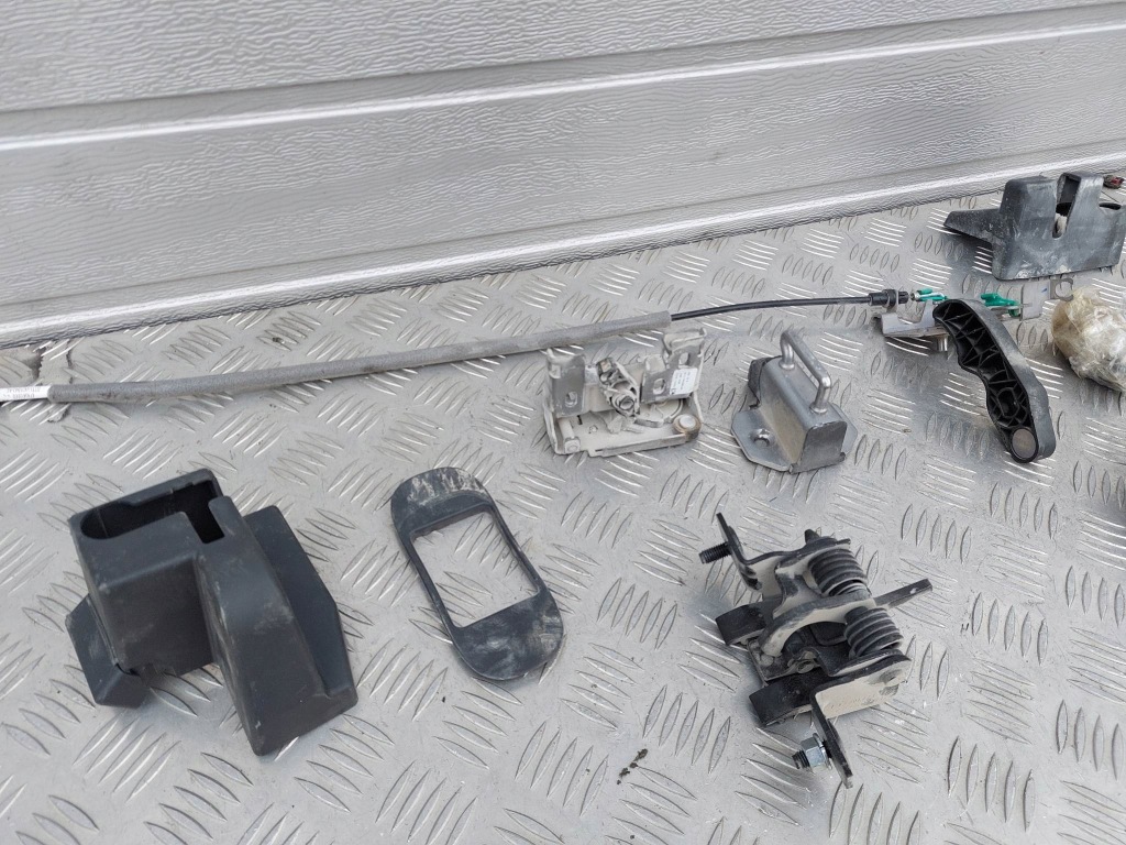 фото №4, Ford transit connect двері лівий задня замок засувка