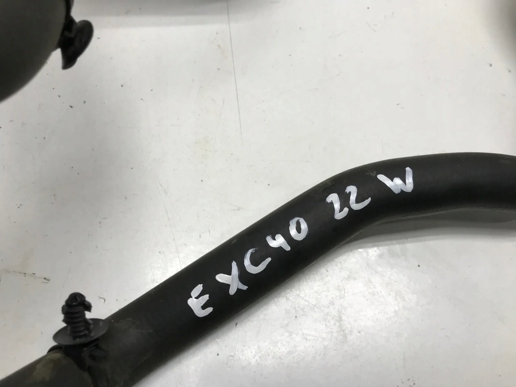 фото №4, Volvo xc40 recharge электрик труба шланг wąż wody 32138729
