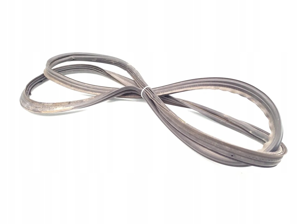 фото №13, Mercedes-benz e-class прокладка задний крышки багажника 2011 седан 4/5dr