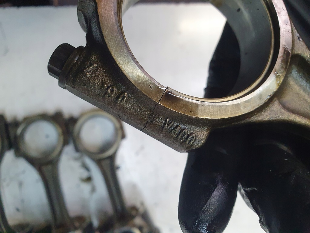 Поршень шатун 2.5 tdi bnz vw transporter t5 038j Зі Шроту