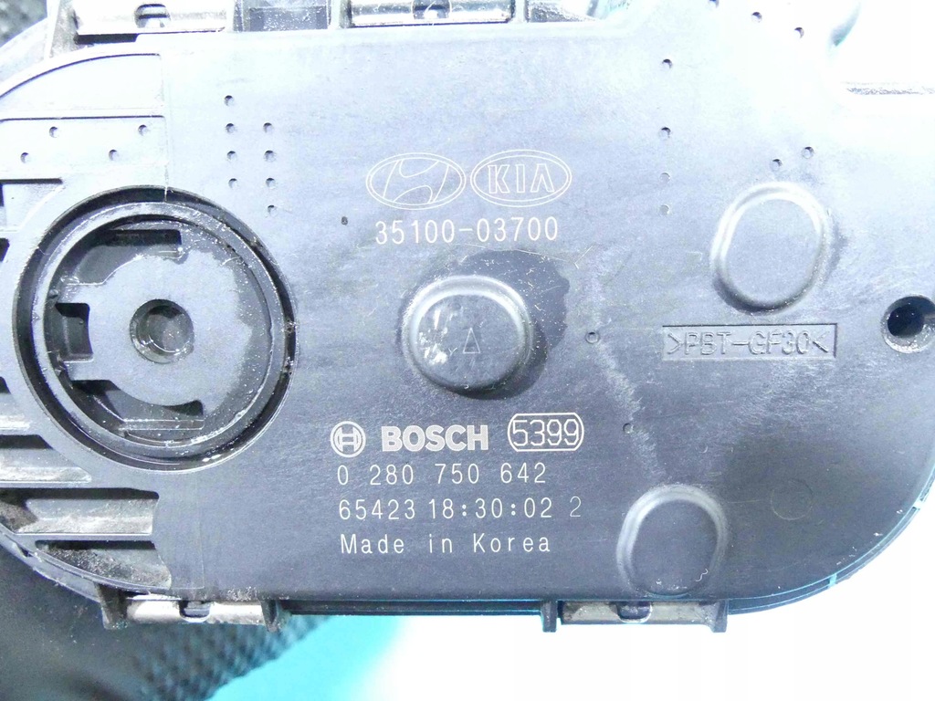 фото №8, Дроссельная заслонка hyundai i30 ii 35100-03700, 0280750642 1.4 16v