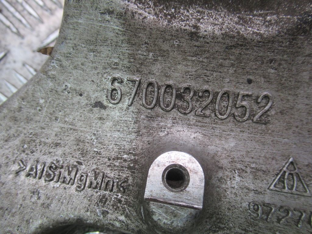 фото №7, Maserati levante праве підвіска поворотний кулак 3.0d