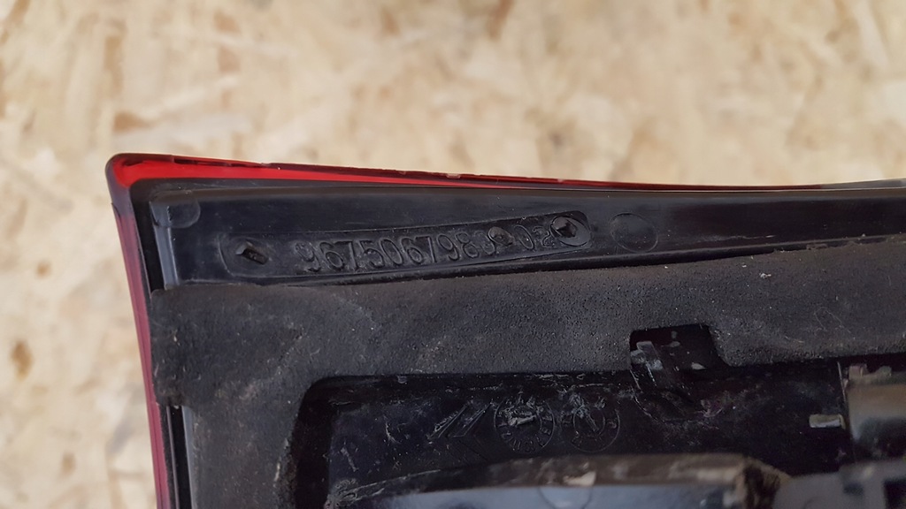 фото №8, Лампа задняя левая комплект citroen c5 iii x7 lift kombi