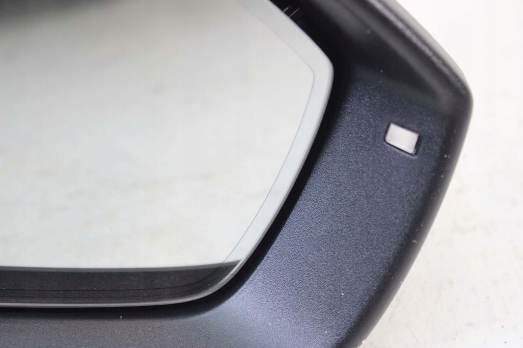 фото №7, Audi q4 etron дзеркало двері праве 15+6 pin камера