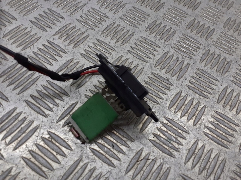 фото №3, Резистор резистор вентилятор renault twingo ii 1.2 16v x