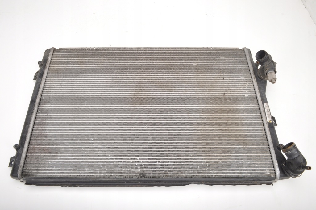 Купить Audi a5 1 4.2 fsi радиатор воды 5k0121251j