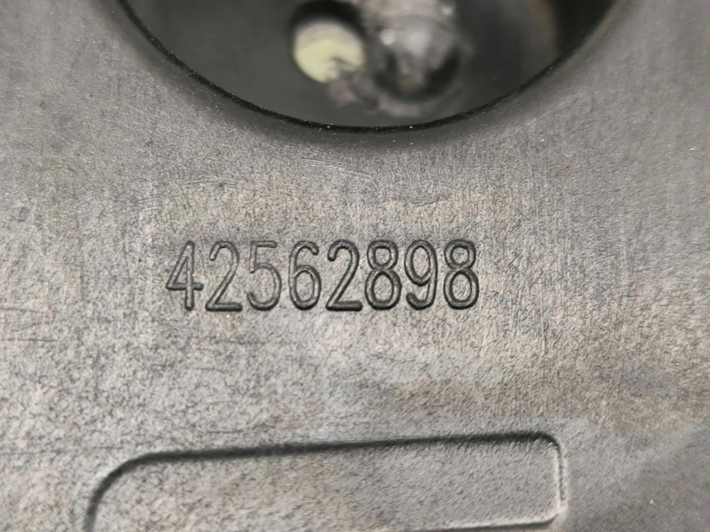 фото №6, Chevrolet bolt 2018 левая сторона кронштейн / кронштейн бампера заднего