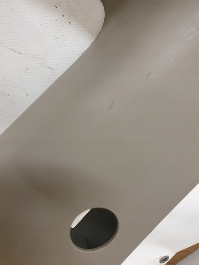 фото №10, Обивка багажника рамка окно светлая rav4 ii