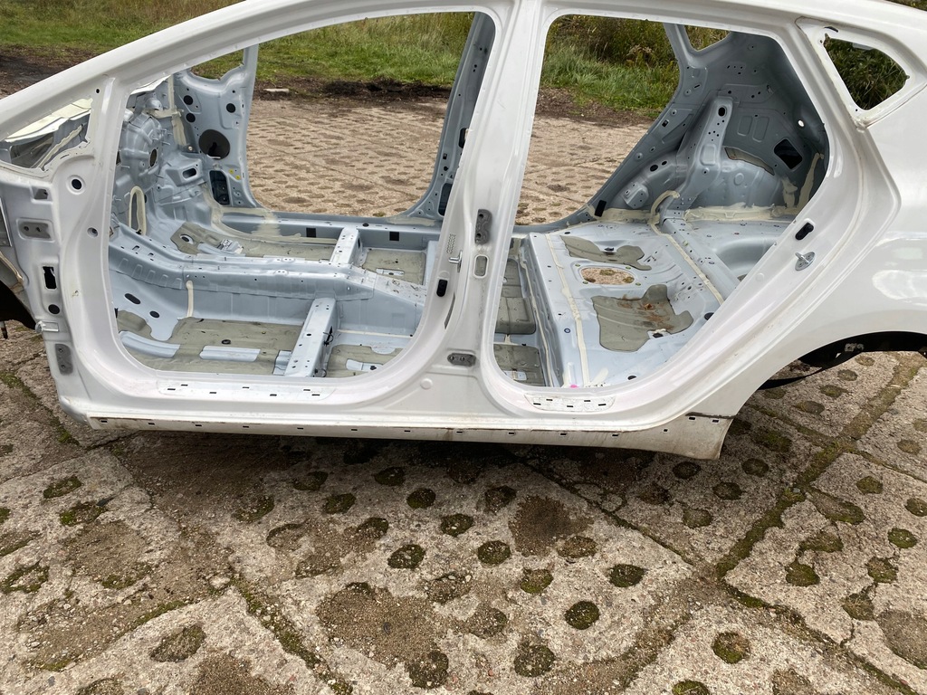 фото №1, Kia ceed ii gt hb поріг блок двигуна лівий 12-18