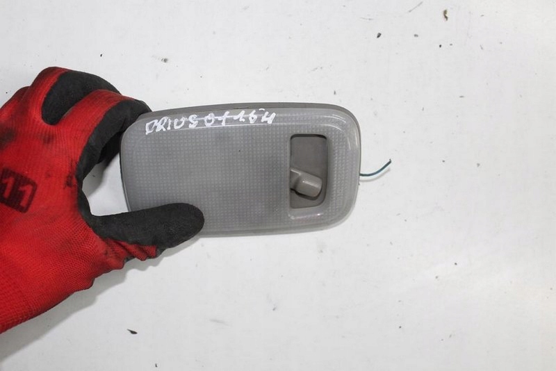 фото №1, Toyota prius 01 освітлення лампа салону