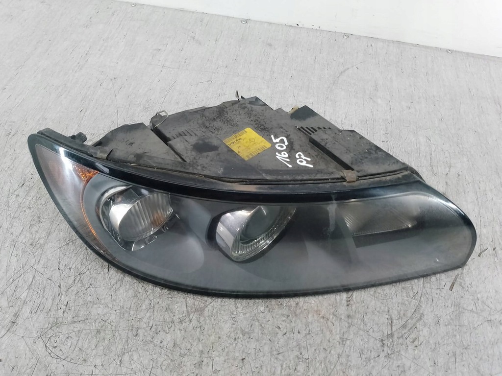 фото №9, Лампа перед права volvo v50 30698886rh 0301198204
