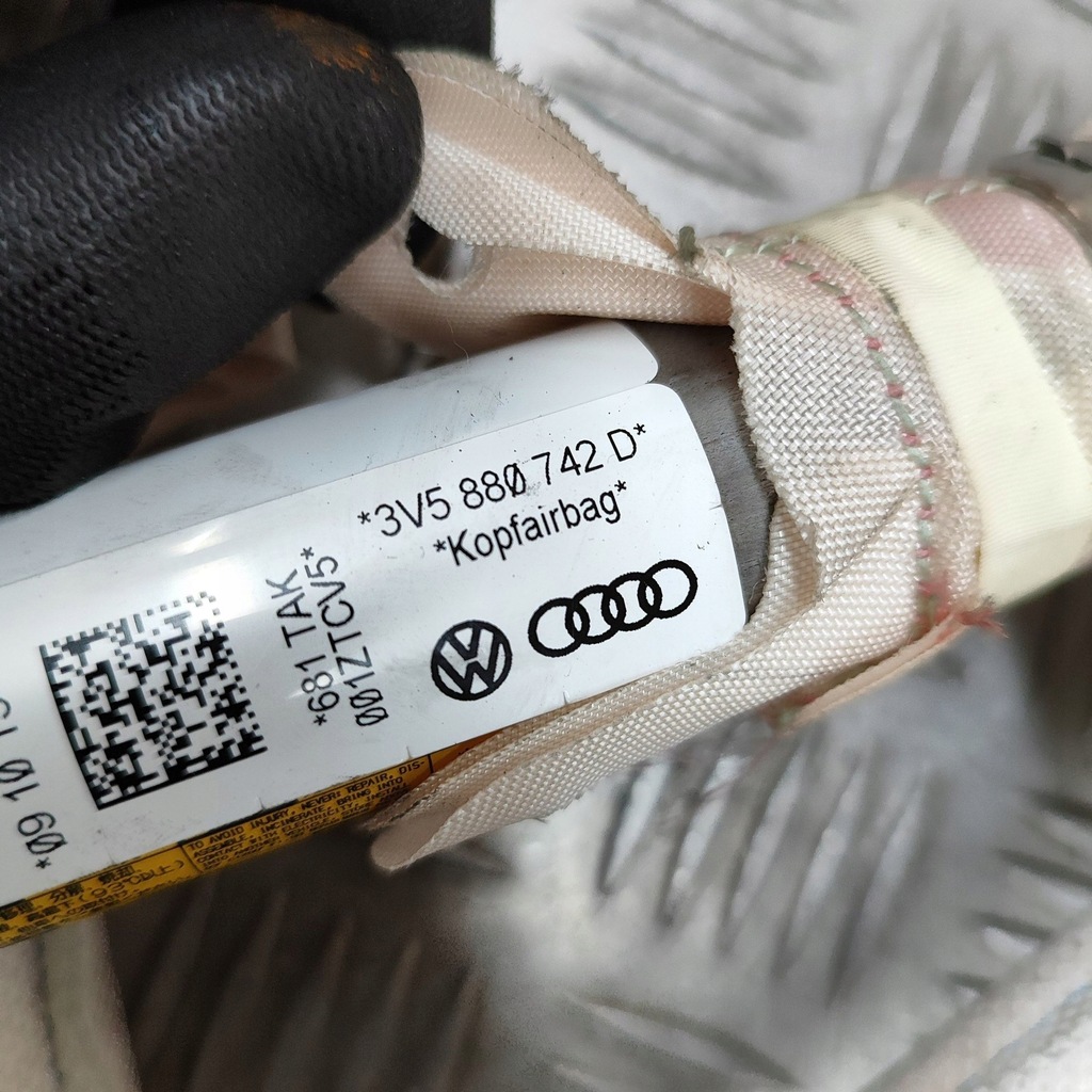 фото №6, Skoda superb b8 3v 2016 правая сторона шторка безопасности подушка безопасности