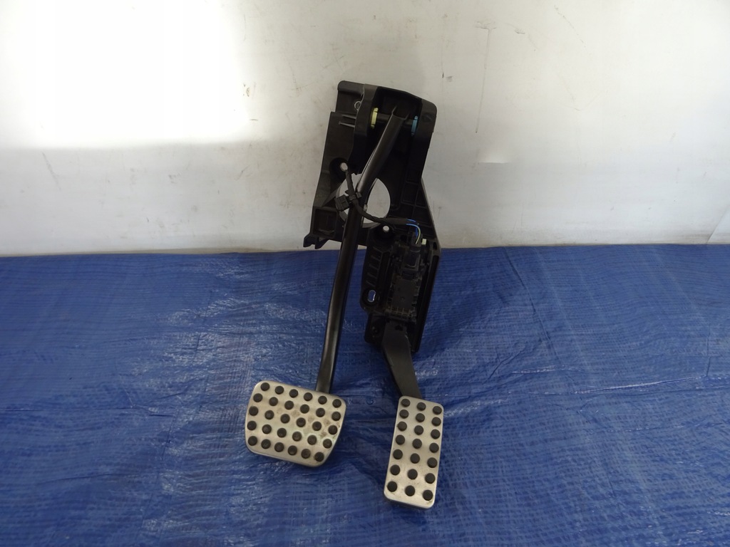 фото №1, Гальмо gaz mercedes w247 a2472902600 a1773002100