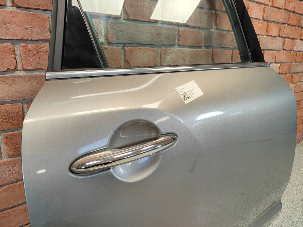 Mini cooper countryman f60 дверь правый  задняя правое  задняя c2k melting silver Киев