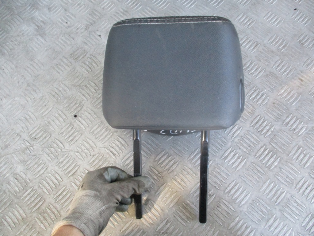 фото №4, Подголовник правый перед renault clio iii 05-12r