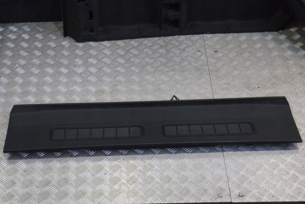 Елементи багажника оббивка обшивка lamborghini urus Ціна