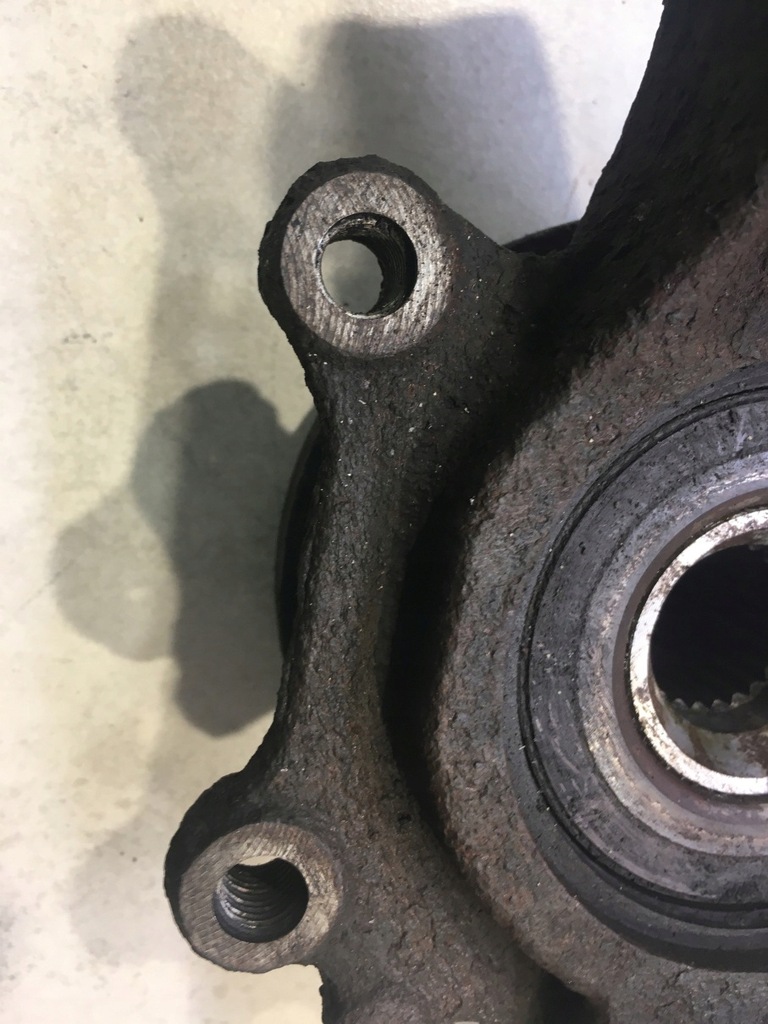 фото №7, Поворотный кулак правая peugeot 307 2.0 16v