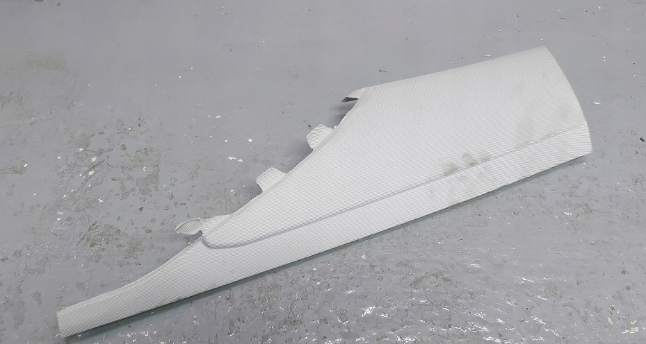 фото №1, Audi a6 c8 защита обшивка стойка правый задняя sedan