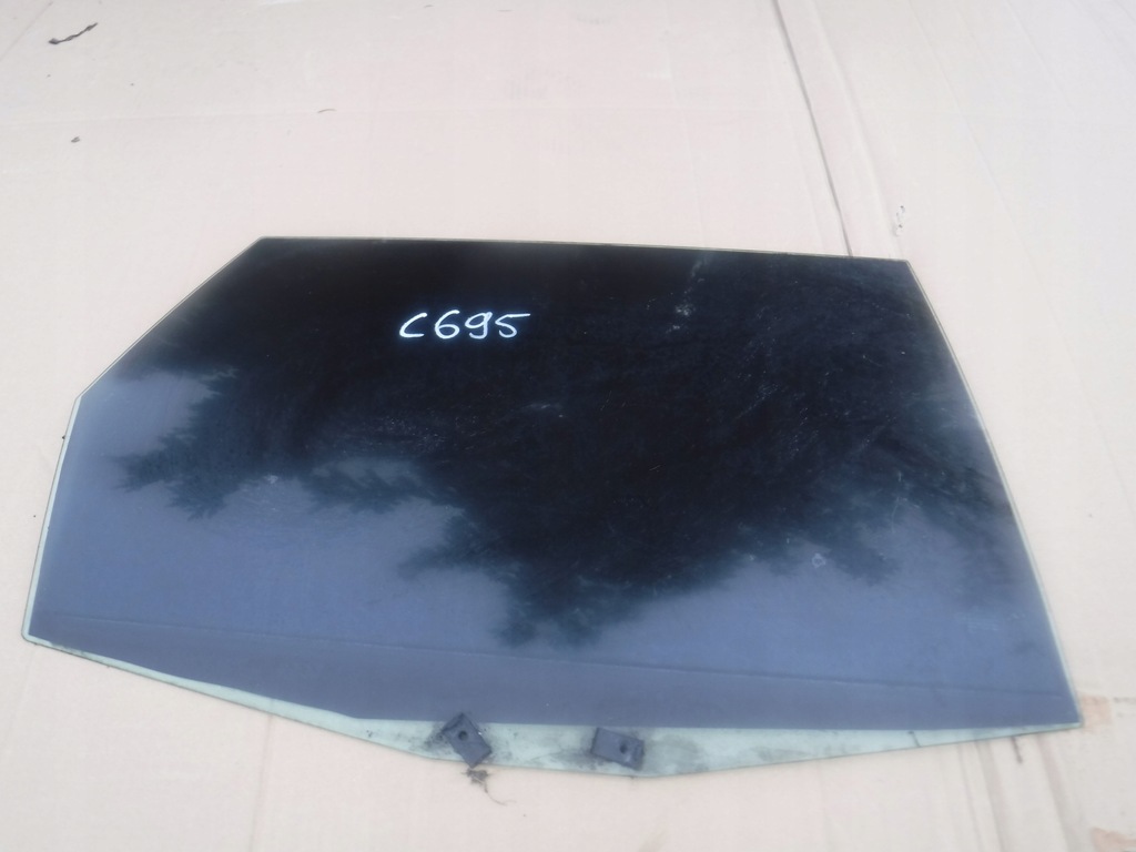 фото №1, Стекло дверь правый задняя audi a6 c5 kombi