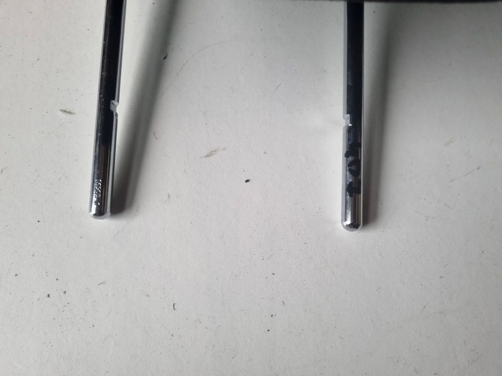 фото №9, Peugeot 407 підголівники підголівник задня kpl sedan