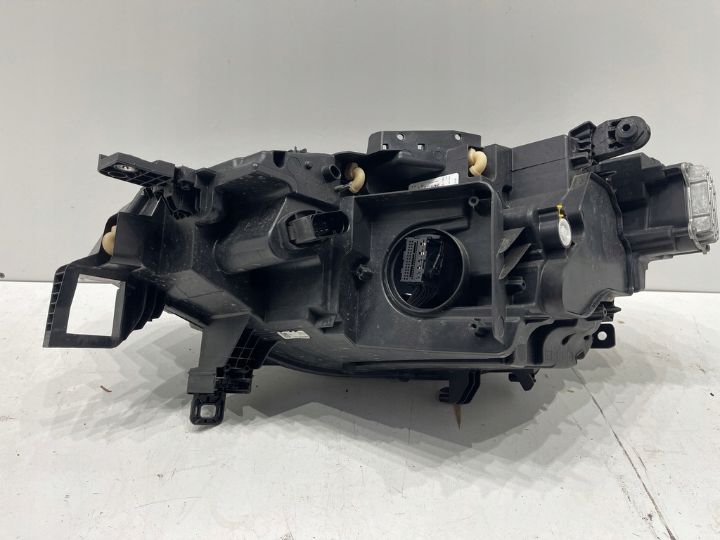 фото №8, Vw id.4 id4 лампа передня права full led iq 11b941036d