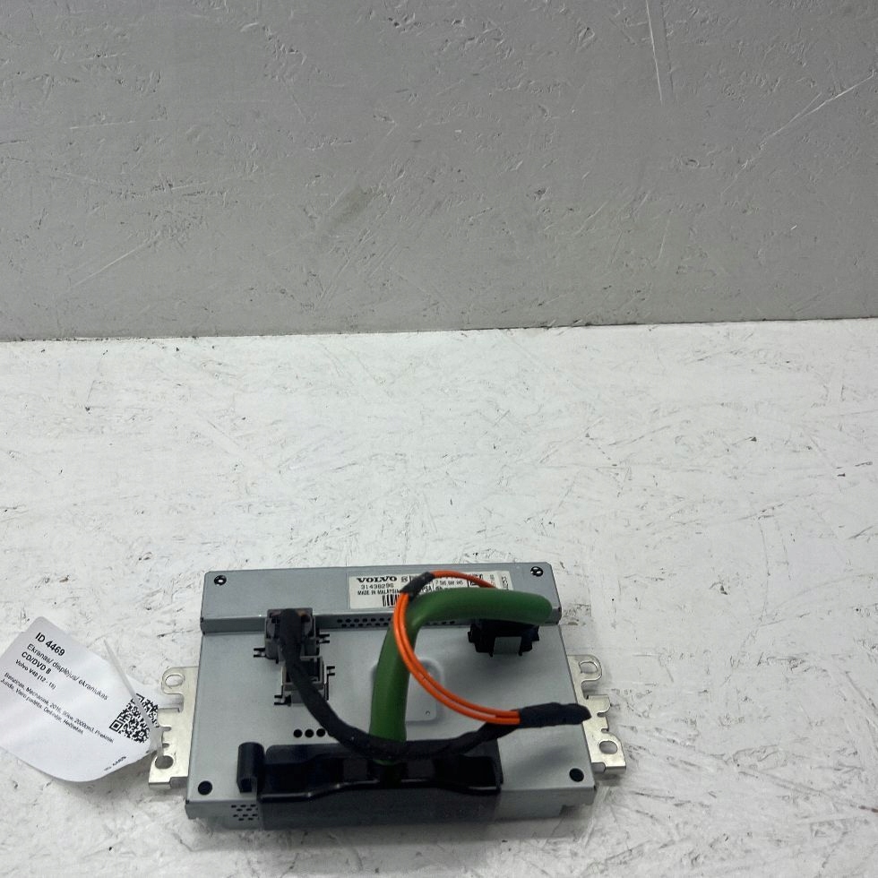 фото №6, Volvo v40 2016 монітор / дисплей / екран