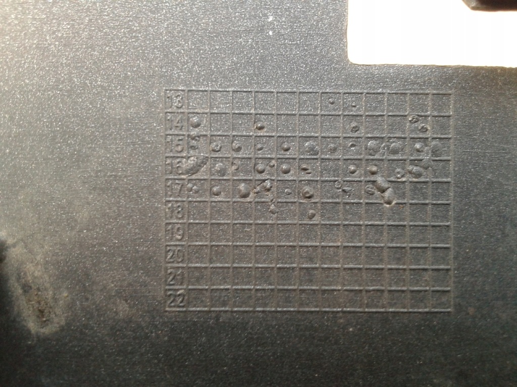 Молдинг спойлер накладка бампера задний  audi a1 s1 рестайлинг  14-18 8xa 8xa807421m Недорого