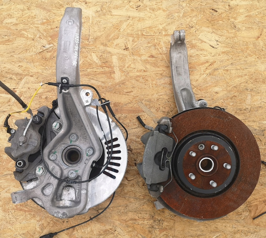 фото №1, Поворотний кулак ліва перед jaguar f-pace fpace velar