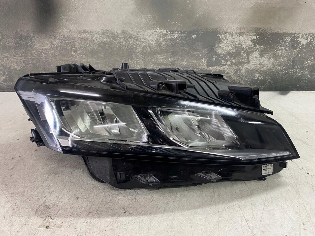 фото №1, Peugeot 308 p51 лампа перед права