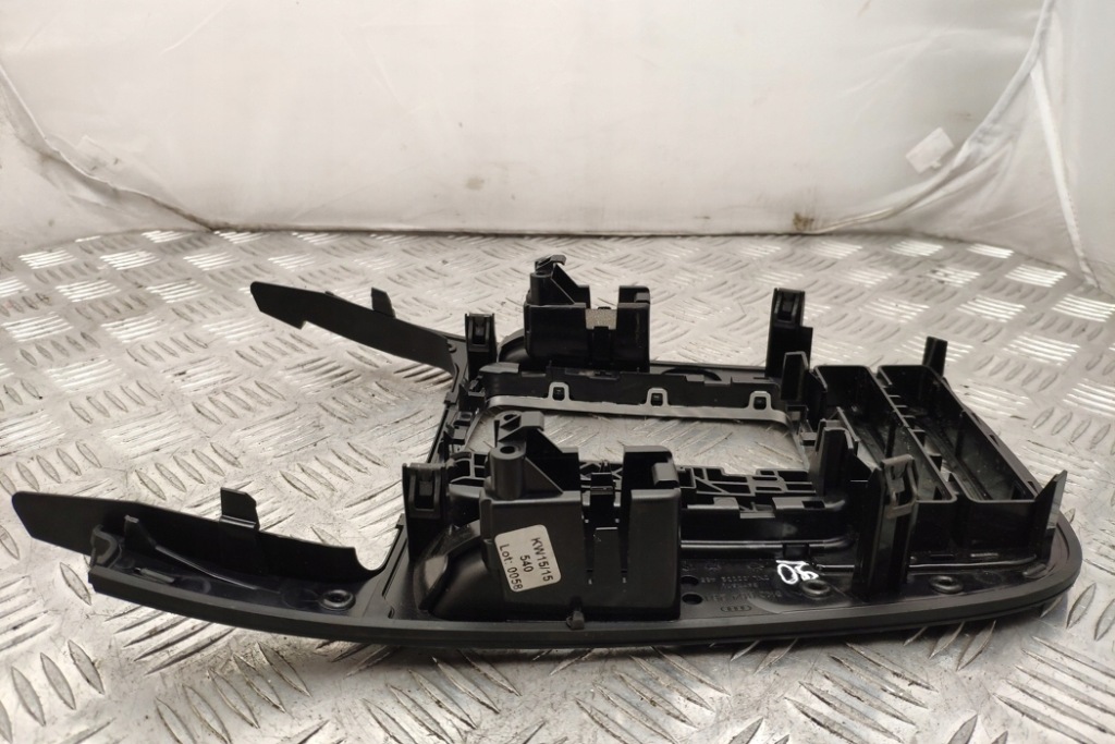 фото №7, Рамка переключения передач audi a5 sportback 8ta 8k0864261f 3.0l бензиновый 245kw