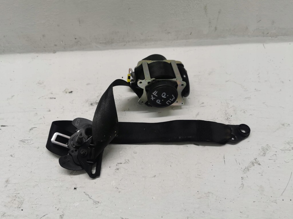 фото №1, Pas безпеки правий перед jaguar xf x260 eu