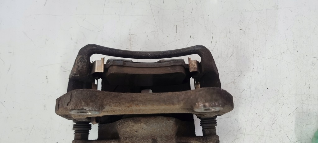 фото №5, Суппорт тормозной передний правый скоба opel insignia a lift kombi 1.6 turbo