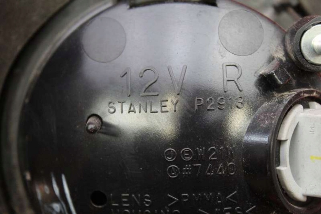 фото №6, Лампа правая задняя задняя p2913r mazda 3 1 i bk 5d hb 03-06