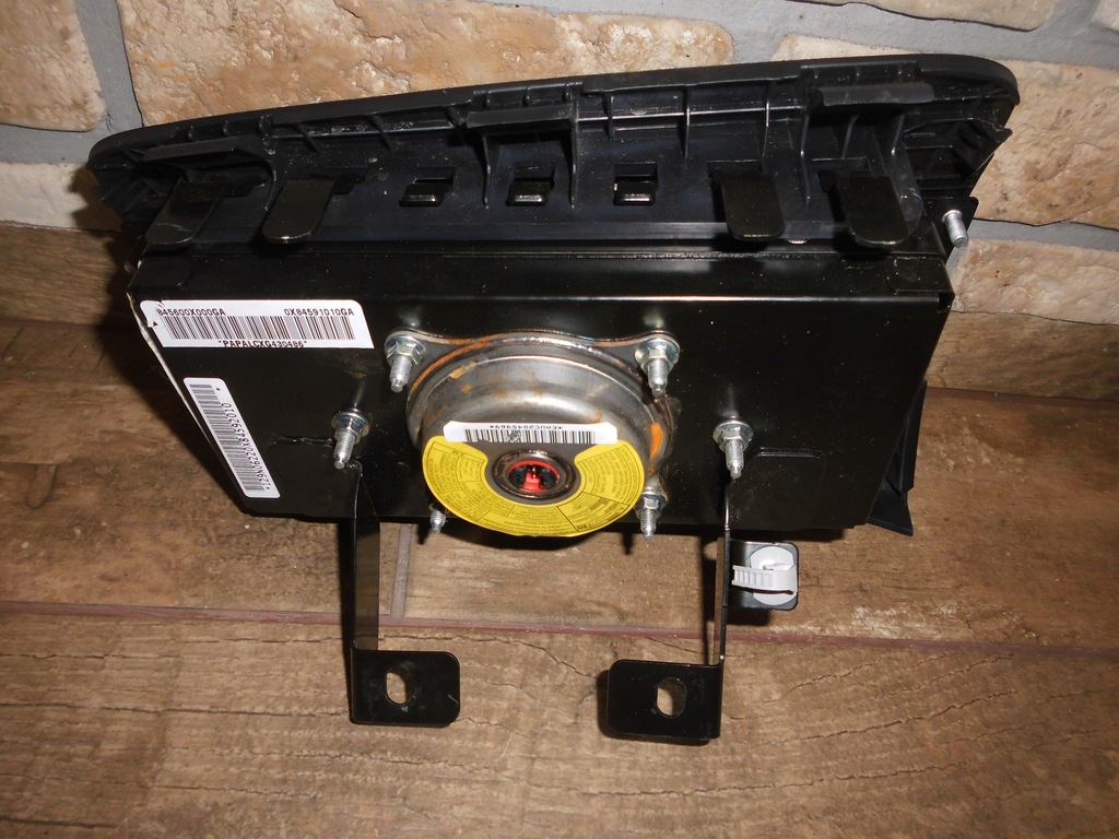 фото №4, Hyundai i10 2 x подушка безопасности