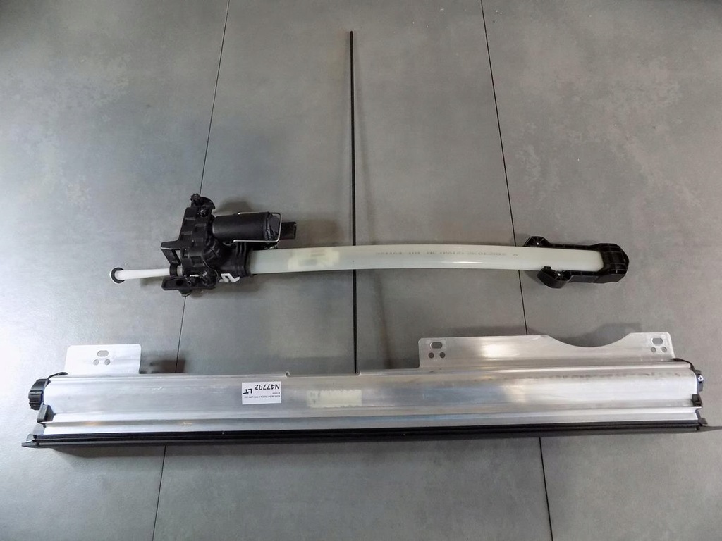 фото №1, Audi s8 a8 d4 шторка дверь левая задняя