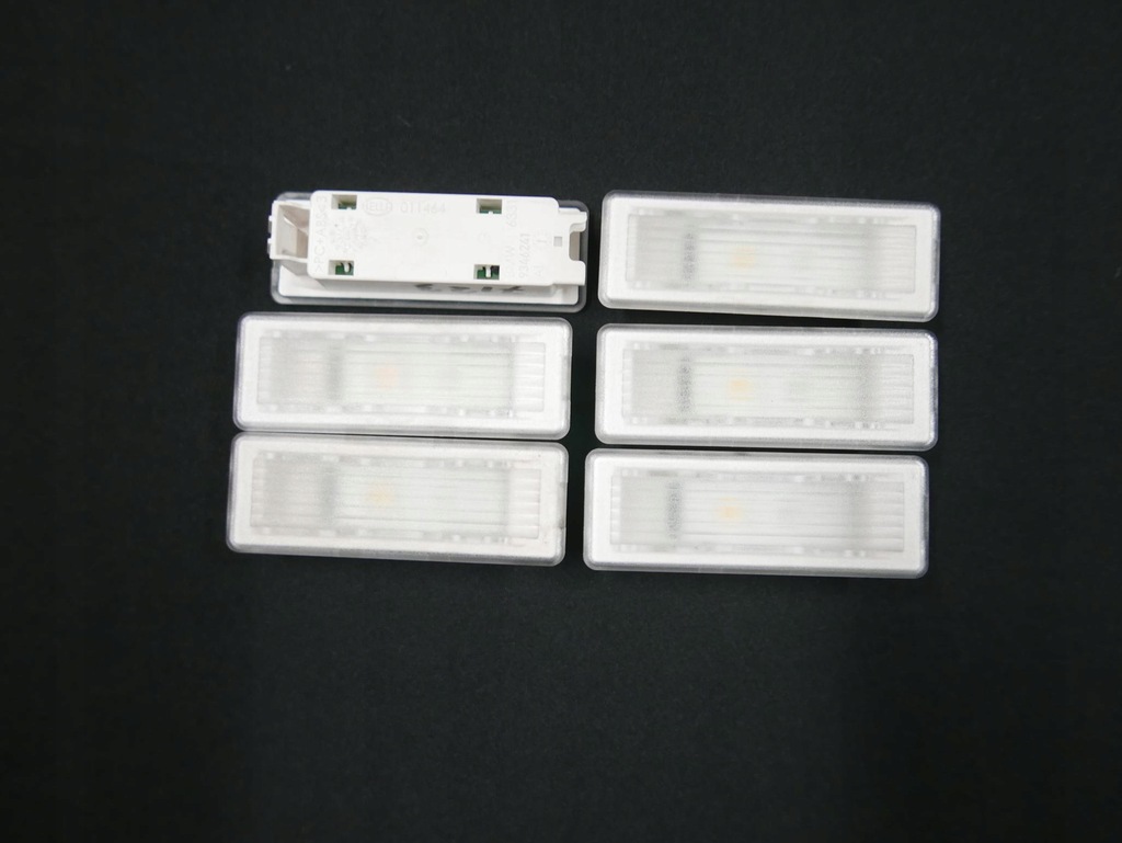 фото №1, Bmw x5 f15 x6 f16 лампа led освітлення салону кабіни 9346241