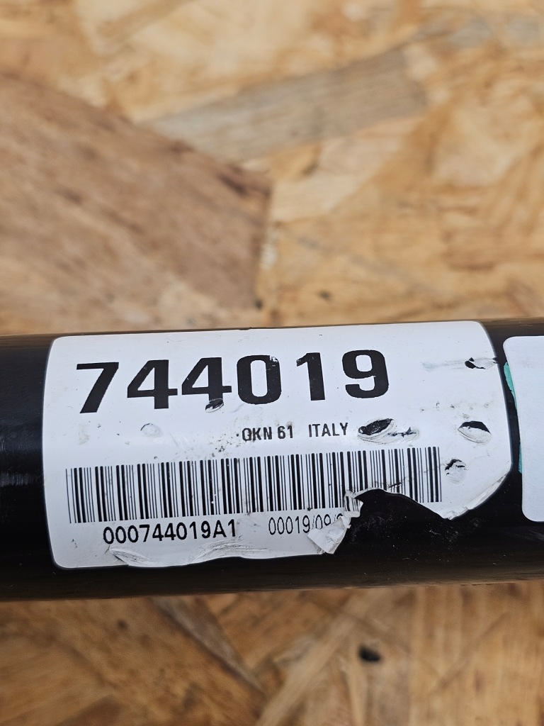 фото №4, Привідний вал axle вал ferrari 812, f12, ff, gtc4 lusso