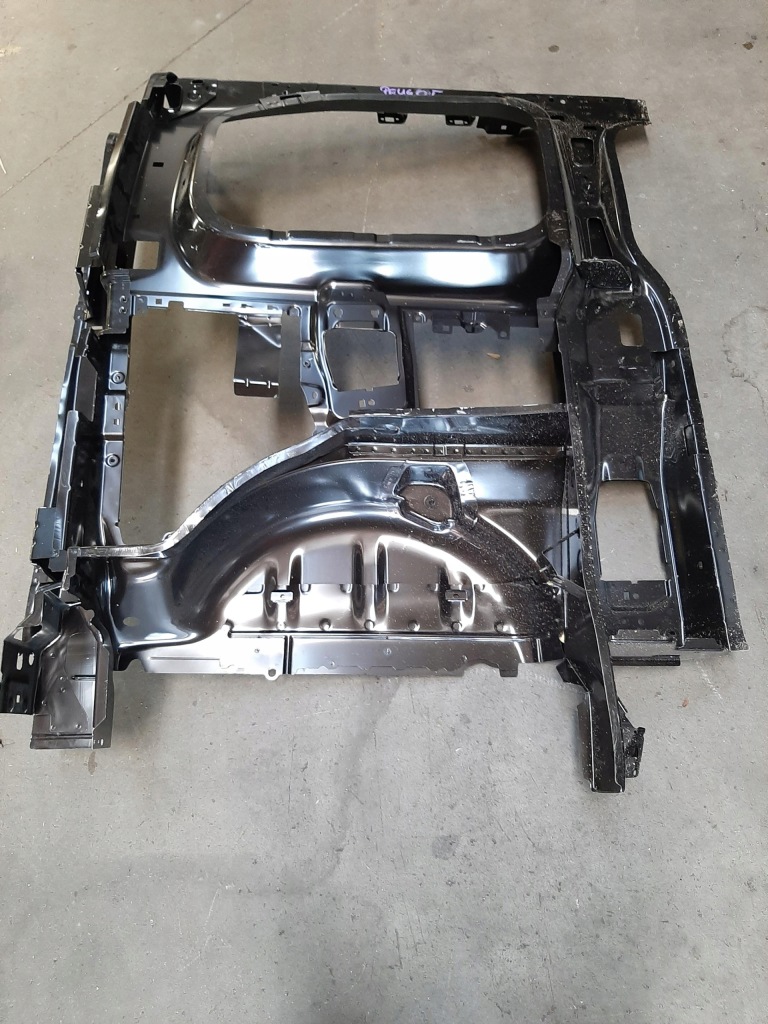 фото №1, Citroen jumpy peugeot expert крыло внутренний 1614172080 каркас правый