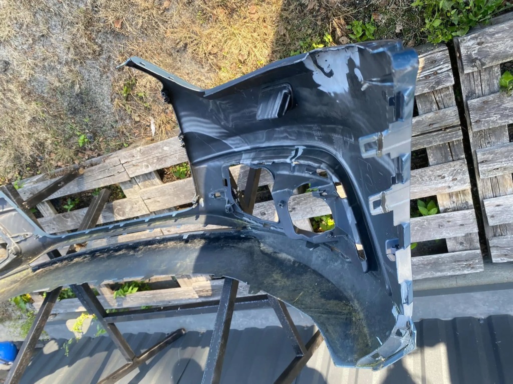 Audi q3 s-line 12-15 бампер перед передній 8u0807437d Зі Шроту