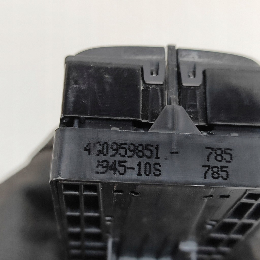 фото №7, Audi q3 8u 2016 перед сторона права кнопки вікон