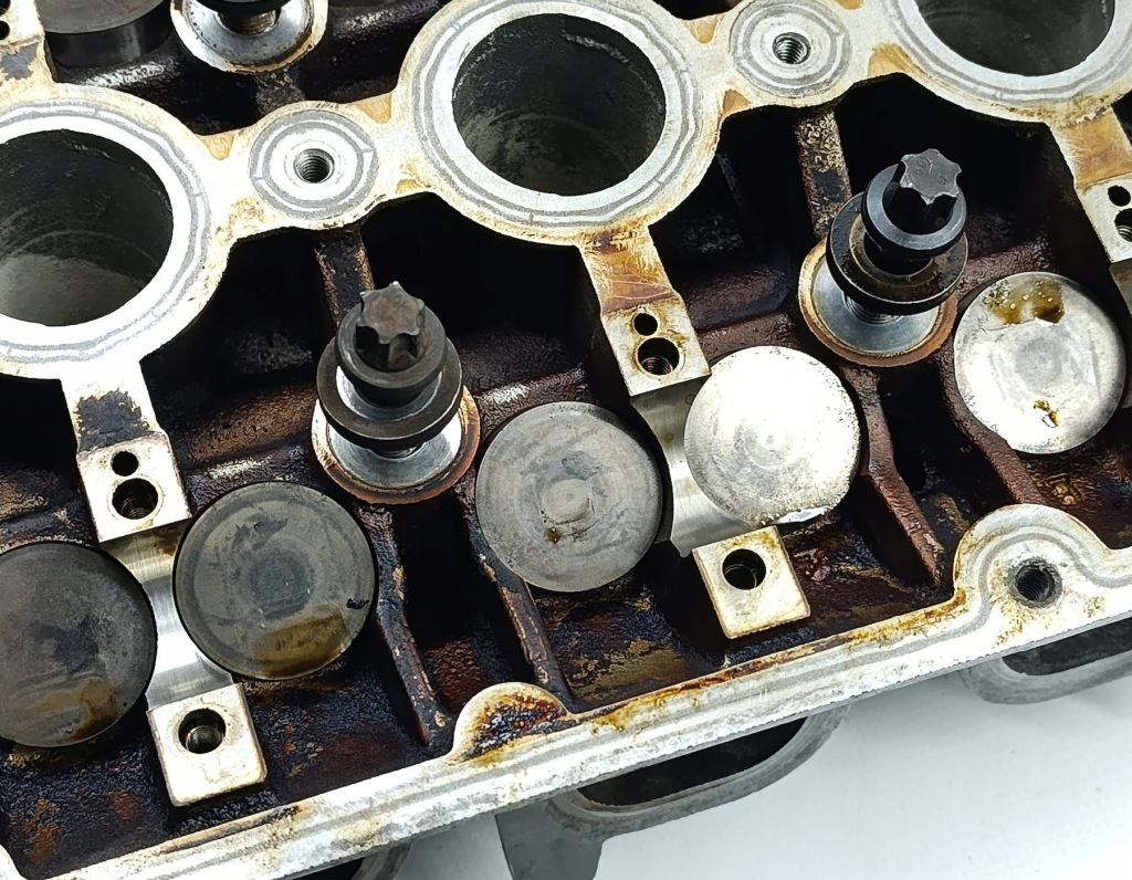 Головка opel zafira b astra h j 1.8 55353286 Ціна