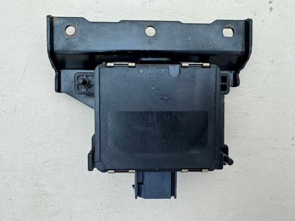 фото №1, Hyundai kona i 1 17r- радар distronic j9956-55020