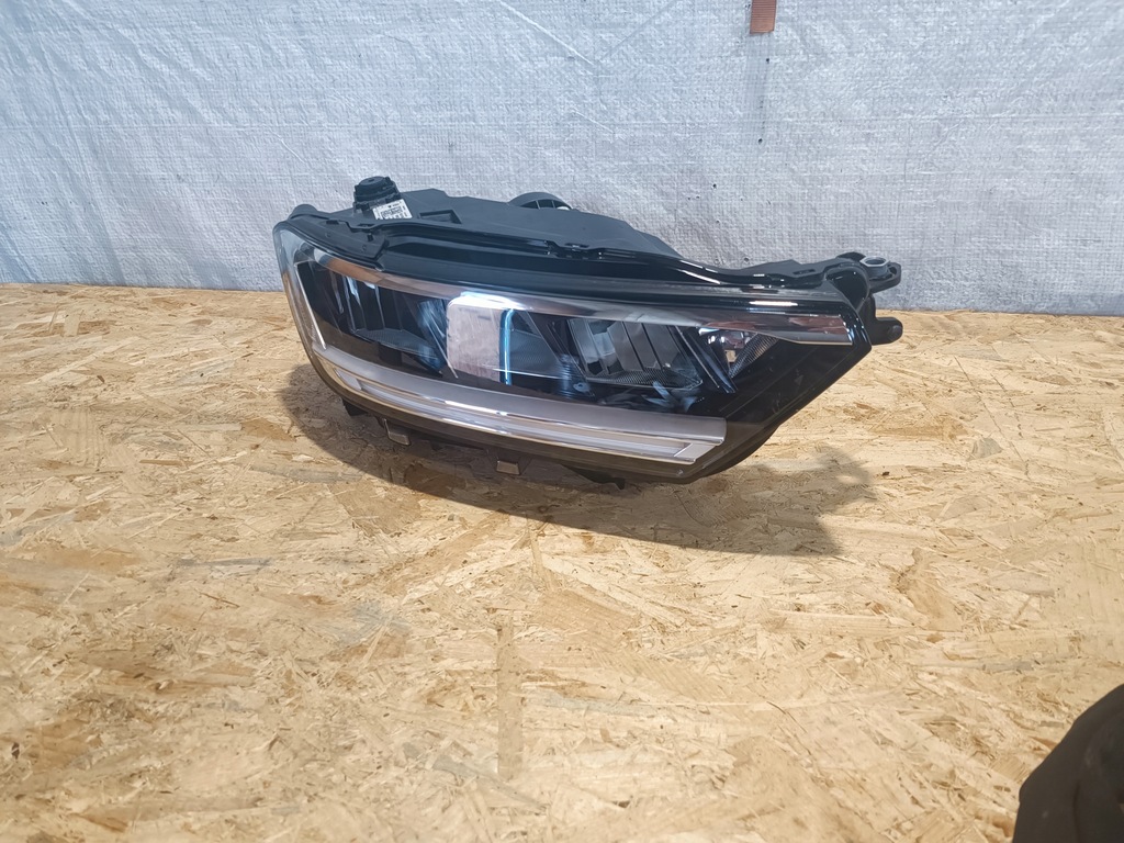 фото №1, Лампа правая правый перед передняя vw t-roc lift full led 2022- 2ga941006f