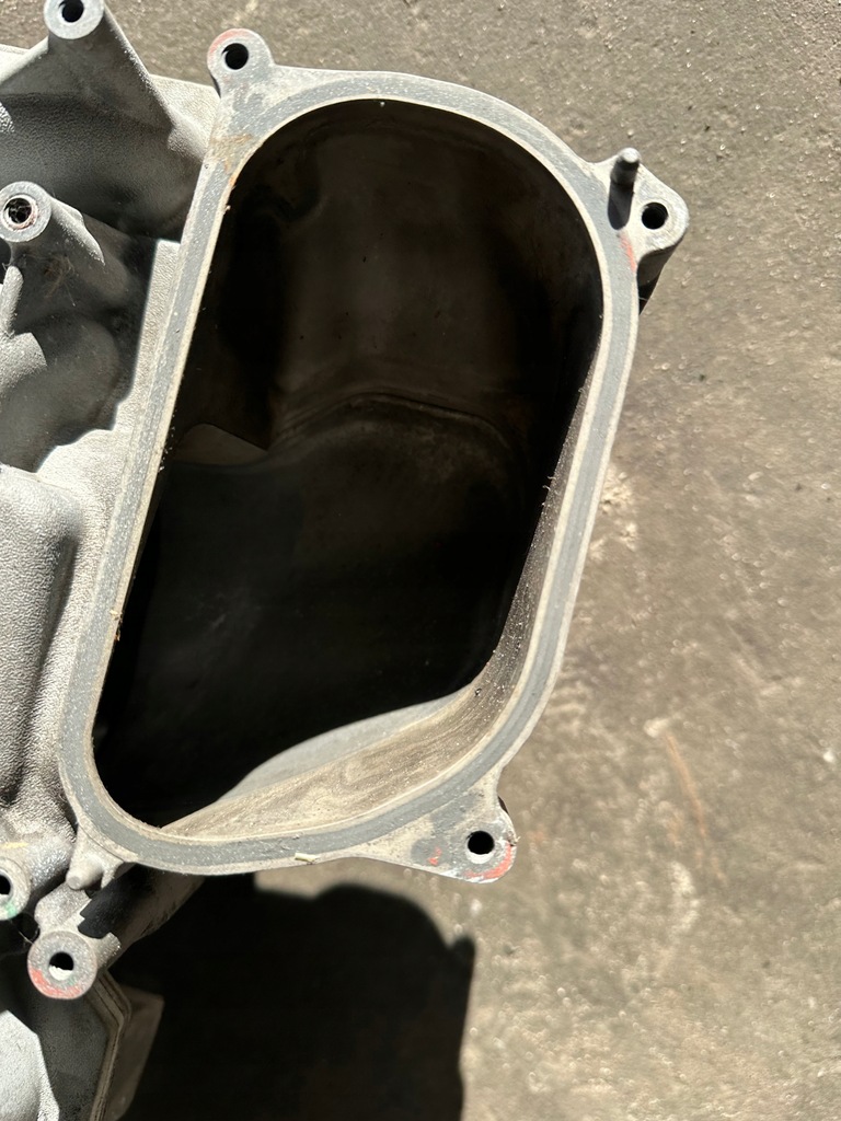 фото №6, Коллектор всасывающий audi s8 d3 5.2 fsi v10 bsm отсутствует крышка 07l133185c