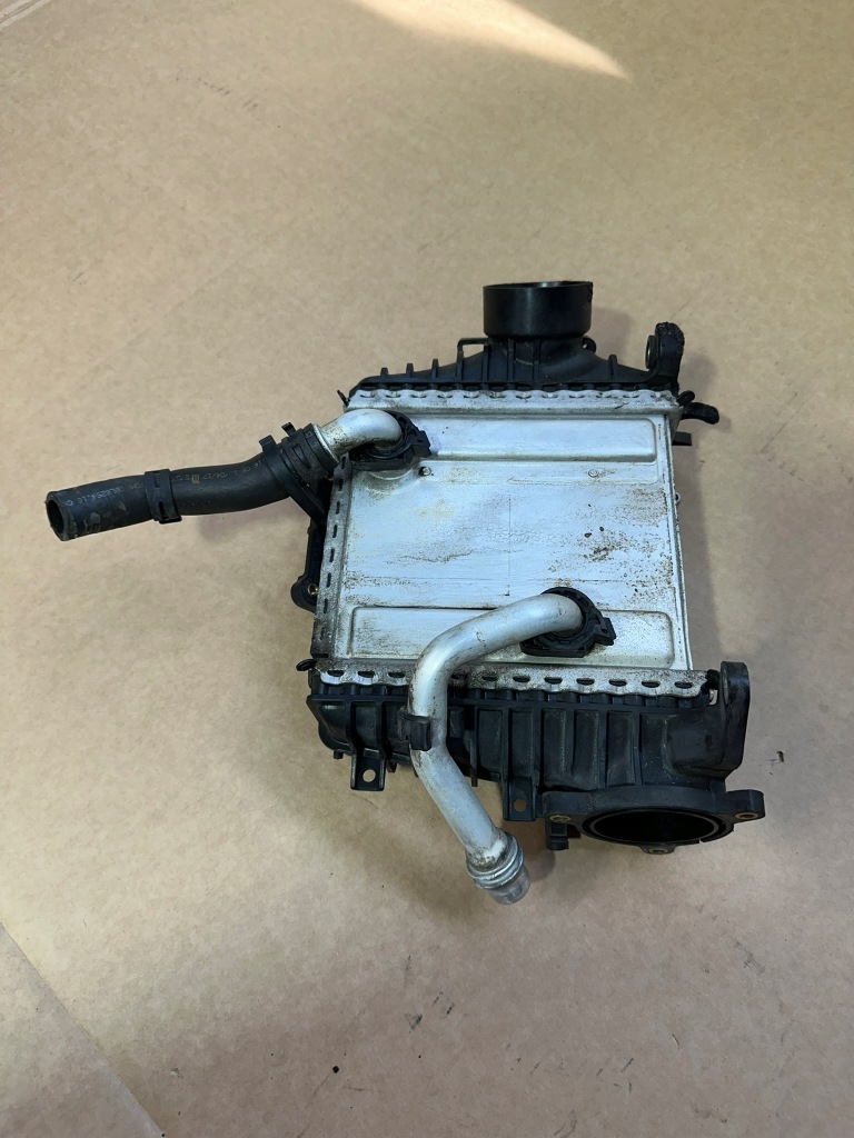 Радіатор повітря, інтеркулер mercedes e klasa w213 s, om654, 2.2cdi Недорого